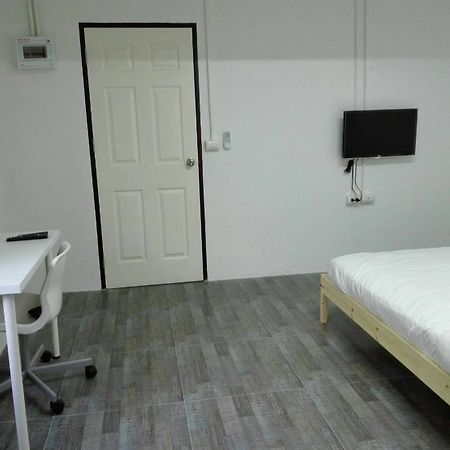 Relax Lodge Bangkok Luaran gambar