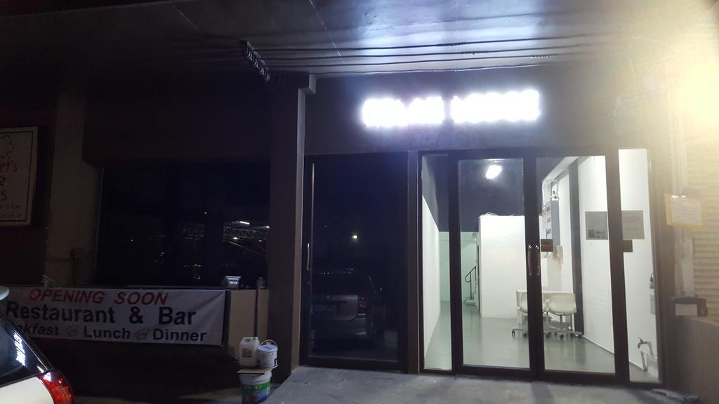 Relax Lodge Bangkok Luaran gambar